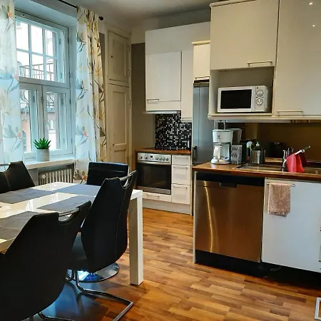 Go Happy Vilhonkatu 9. Stylish In The Heart Of The Centrer Appartement Helsinki
